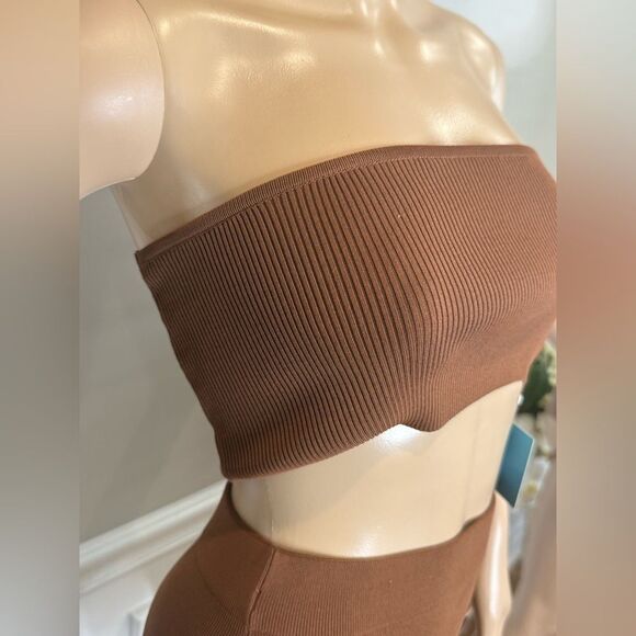 NWT Brown bandeau Ribbed Two-Piece Set - Picture 4 of 5
